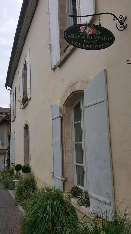 Chambres D'Hotes Art Et Remparts La Réole Dış mekan fotoğraf